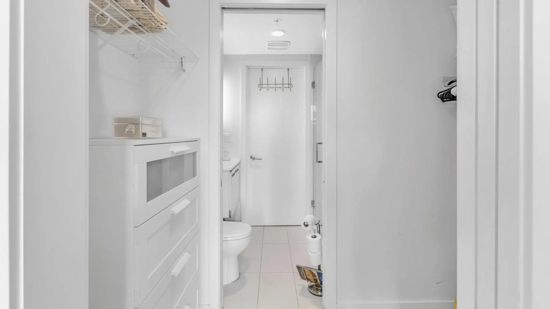 Luxurious Appartement Downtown Gym Sauna Pool Montréal 0*,  Canada